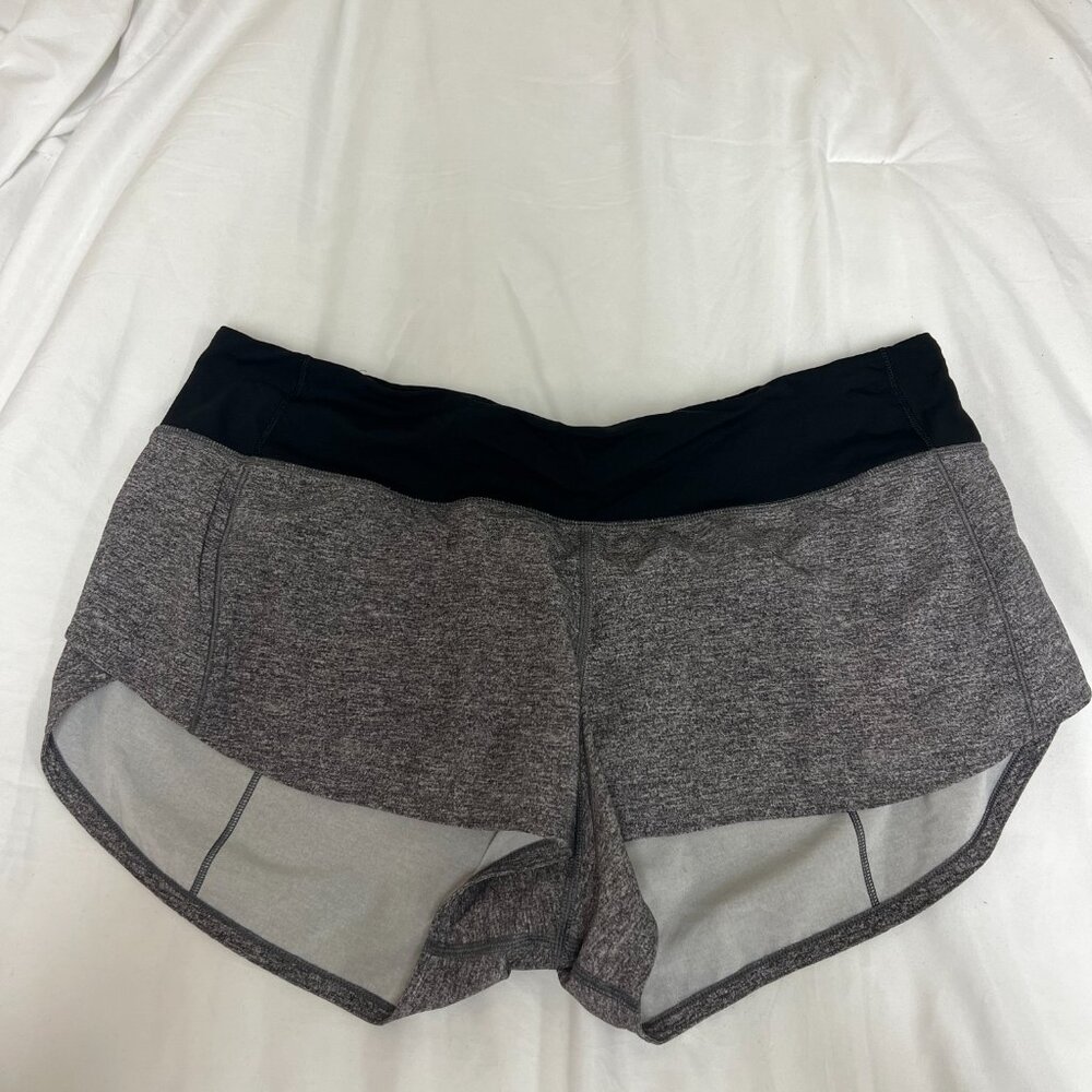 Speed Up Low-Rise Lined Shorts 2.5"
